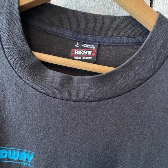 Vintage 90s Black Attitude Is Everything Midway Hotel T Shirt by Best size L - Picture 4 of 9